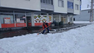Vartoda 149 yerleşim yerinin yolu ulaşıma kapandı