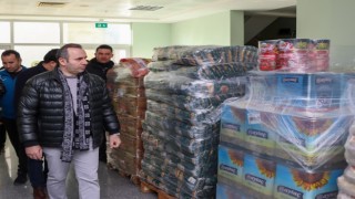 Yalova Belediyesinden depremzedelere “sosyal market” hizmeti