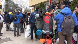 Yalovadan 50 gönüllü öğretmen deprem bölgesine yardıma gitti