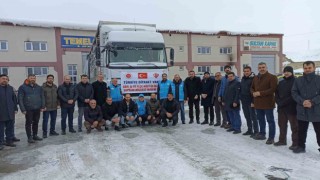 Yardım tırları Ağrıdan yola çıkmaya devam ediyor