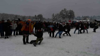 Yayla kış festivaline büyük ilgi: 10 bin kişi ziyaret etti