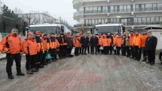 Yıldırım arama kurtarma ekipleri deprem bölgesine hareket etti