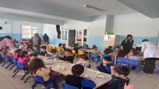 Yozgatta öğrencilere ücretsiz yemek uygulaması başladı