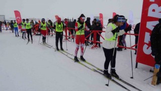 Yüksekovada ‘Kayaklı Koşu Eleme Yarışması heyecanı