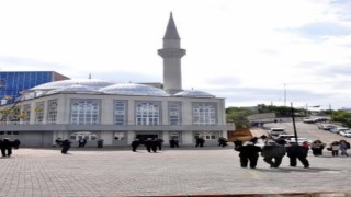 ZBEÜden depremde vefat edenler için hatim duası