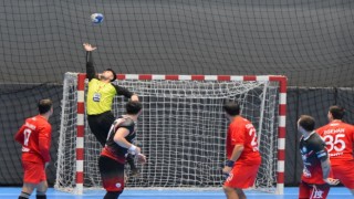 Zorlu maçın galibi Nilüfer