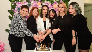10. yıla sessiz kutlama