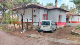 1940 yılında yapılan Düziçi Köy Enstitüsü hem yıllara hem depreme meydan okuyor