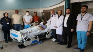 7 bin kilometreden şifa için Vana geldi