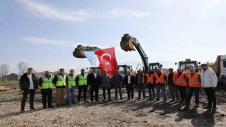 8 milyonluk projede ilk kepçeyi Başkan Soykan vurdu