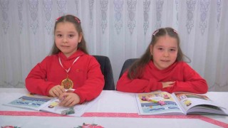 8 yaşındaki şampiyon ikizler matematikte dünyayı dize getirdi
