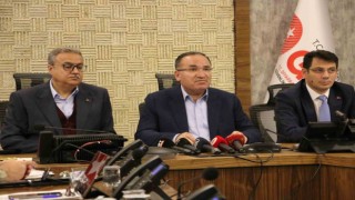 Adalet Bakanı Bozdağ: “Bugüne kadar bin 219 şüpheli hakkında adli işlem başlatıldı, bunlardan 284 şüpheli tutuklandı”