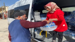 Adıyaman Belediyesinden çadırlarda kalan ailelere içme suyu