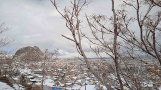 Afyonkarahisarda mart ayında yağan kar ‘şaşırtmadı
