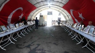 Aileler bin 288 gündür evlatlarını HDPden istiyor