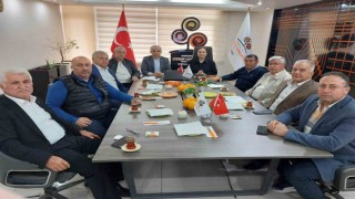 AK Partili Yılmaz, limon üreticileri ve sektör temsilcileri ile bir araya geldi