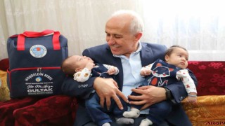 Akdenizde 5 bin 352 aileye Hoş Geldin Bebek çantası ulaştı
