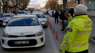 Aksarayda 1 ayda 650 araca hatalı parktan cezai işlem uygulandı
