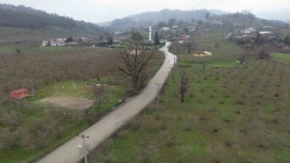 Akyazı Ballıkayada beton yol çalışmaları tamamlandı