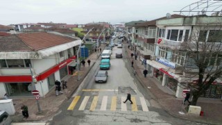 Akyazıda Yağcılar Caddesi artık tek yön