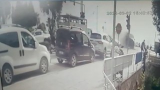 Alanyada depremzedeleri ölüme götüren kaza güvenlik kamerasına yansıdı