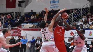 Aliağa Petkimspor kendine geldi