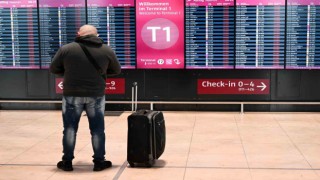 Almanyada havalimanlarında grev, uçuşlar iptal edildi