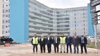 Antalya Şehir Hastanesi açılışa gün sayıyor