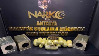 Antalyada 71 kilo esrar ve skunk maddesi ele geçirildi
