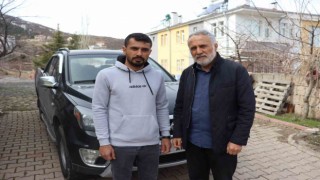 Aracını tamir etmek için depremzedenin 12 bin TLsini alan şahıs, ortadan kayboldu