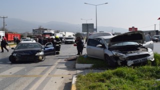 Aydında zincirleme trafik kazası: 4 yaralı