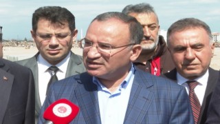 Bakan Bozdağ açıkladı: “Kurulacak olan konteyner kentte alt yapı çalışmaları tamamlandı”