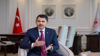 Bakan Murat Kurum: “Deprem bölgesinde şu ana kadar 53 bin 830 konutumuzun yapım sürecini başlattık”