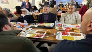 Bakan Nebati Diyarbakırda depremzedelerle iftar yaptı