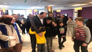 Başkan Altay Konyada misafir edilen depremzedelerle buluştu