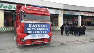 Başkan Büyükkılıç 2 kamyon yardım tırını Adıyamana uğurladı