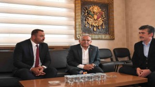 Başkan Büyükkılıçtan Sarıoğlanda yatırım değerlendirme toplantısı
