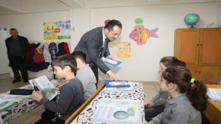 Başkan Ekimden çocuklara Ramazan hediyesi