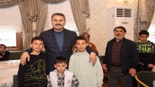 Başkan Eroğlu: Bir evlat, bir kardeş, bir ağabey olarak her zaman emrinize hazırım