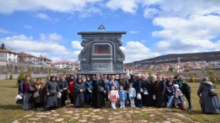 Başkan Oğuz kültür turu düzenledi
