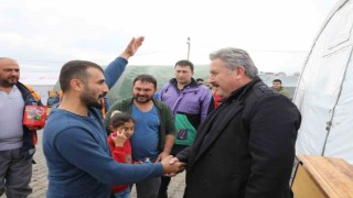 Başkan Palancıoğlu Kahramanmaraş Çadırkentte depremzedeleri ziyaret etti