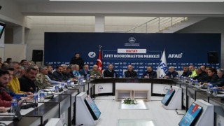 Başkan Sezer, bakanlara Hataydaki çalışmalara ilişkin bilgi verdi