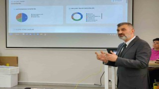 Başkan Sezer, depremzedeler için yapılan çalışmaları anlattı