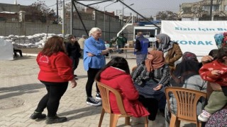 Başkan Subaşı, çadır kentlerde depremzedelerle buluştu