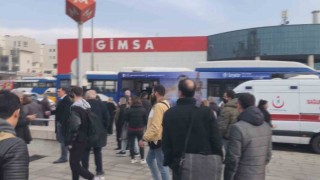 Başkentte lise öğrencisi metro istasyonu raylarına düştü