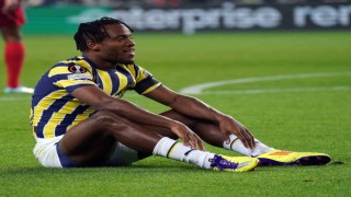 Batshuayi oyuna devam edemedi