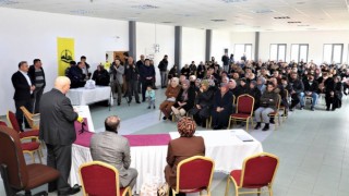 Bayburt Belediyesi ve Çalhanoğlu ailesi işbirliğiyle depremzedelere nakdi yardım