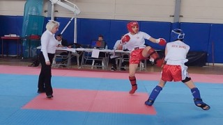 Bayraklının sporcuları farkını gösterdi