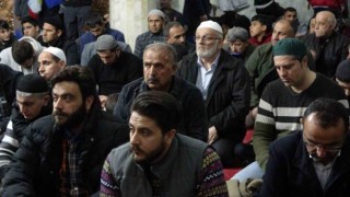 Berat Gecesi Siirte ibadetlerle ihya edildi