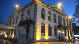 Berat Kandili dualar ile ihya edildi